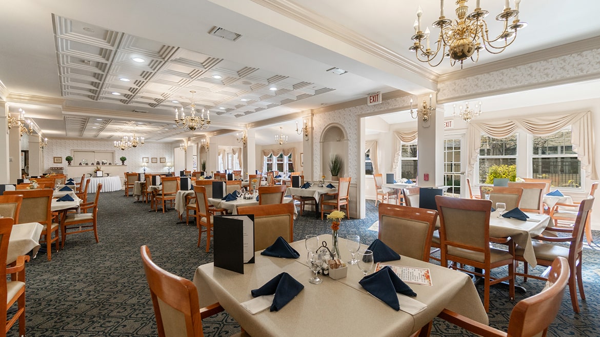 Luxury Senior Living in Branford, CT