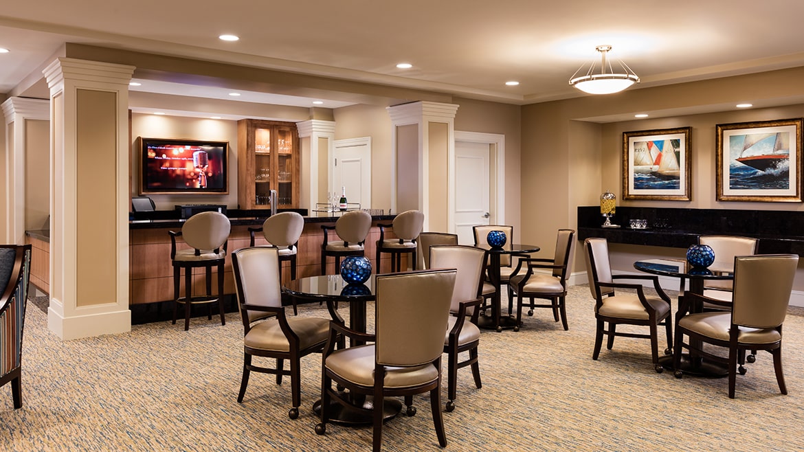 Experience Upscale Senior Living in Naperville