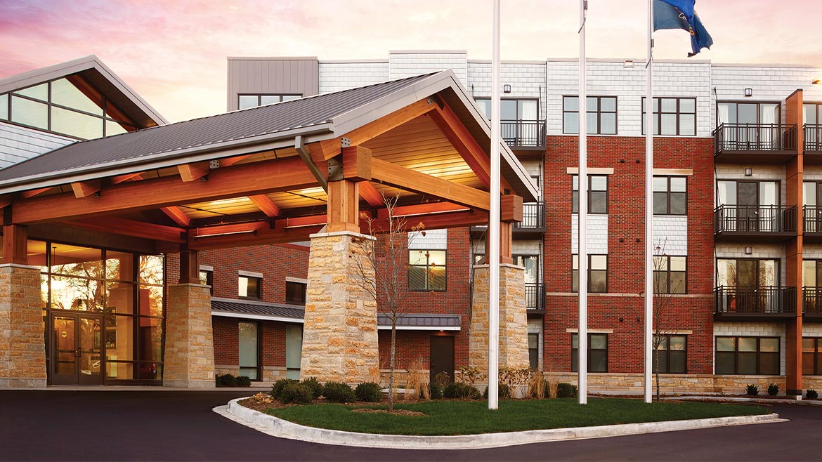 Luxury Senior Living Near Milwaukee, WI