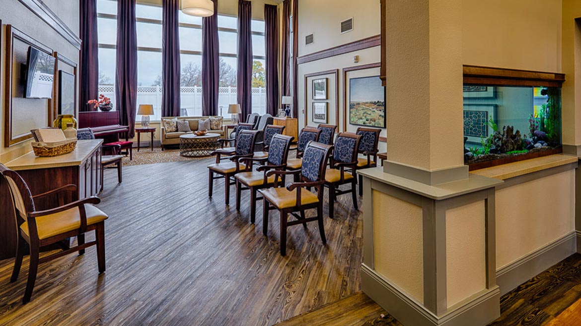 Luxury Senior Living Near Milwaukee, WI