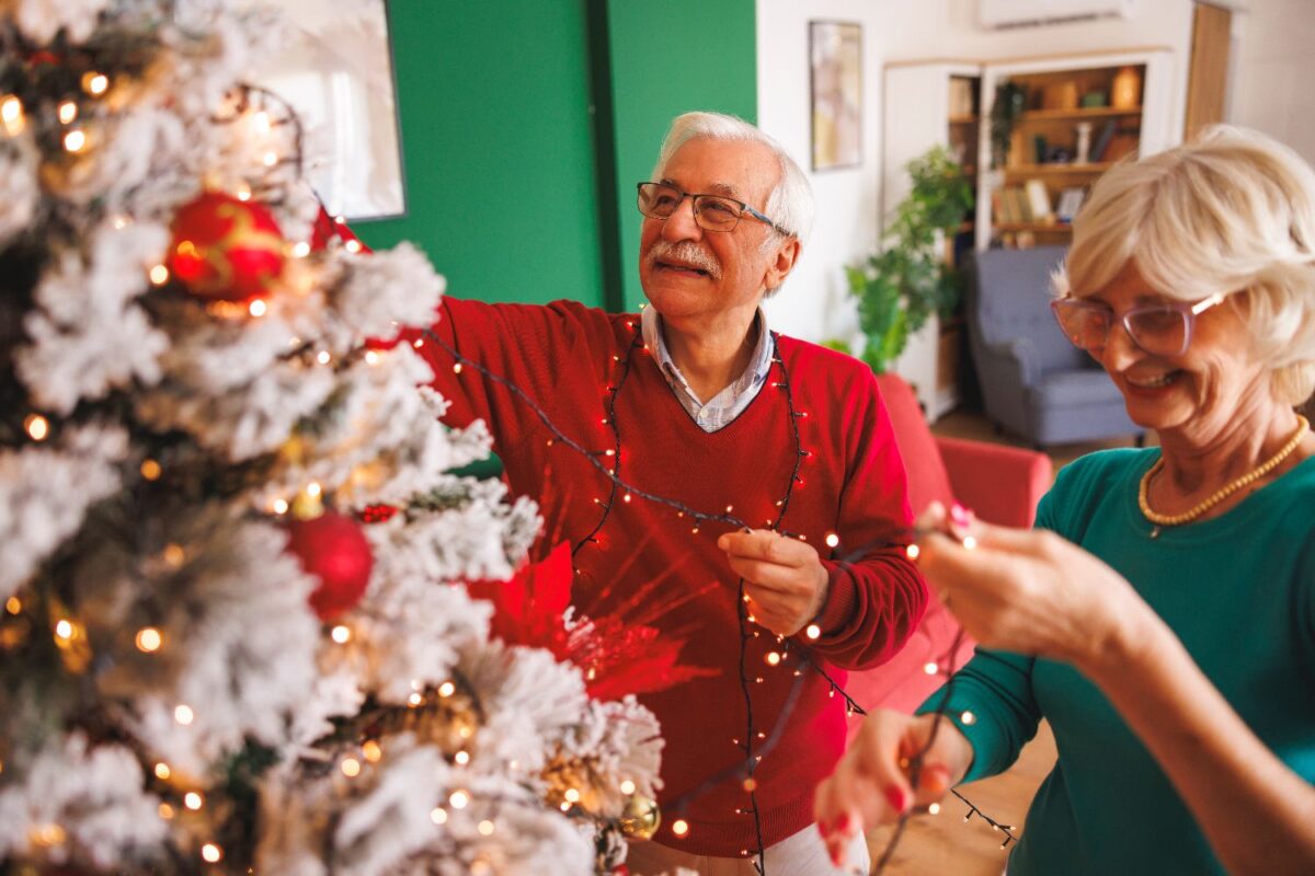 11 Mental Health Tips for a Joyous Holiday Season