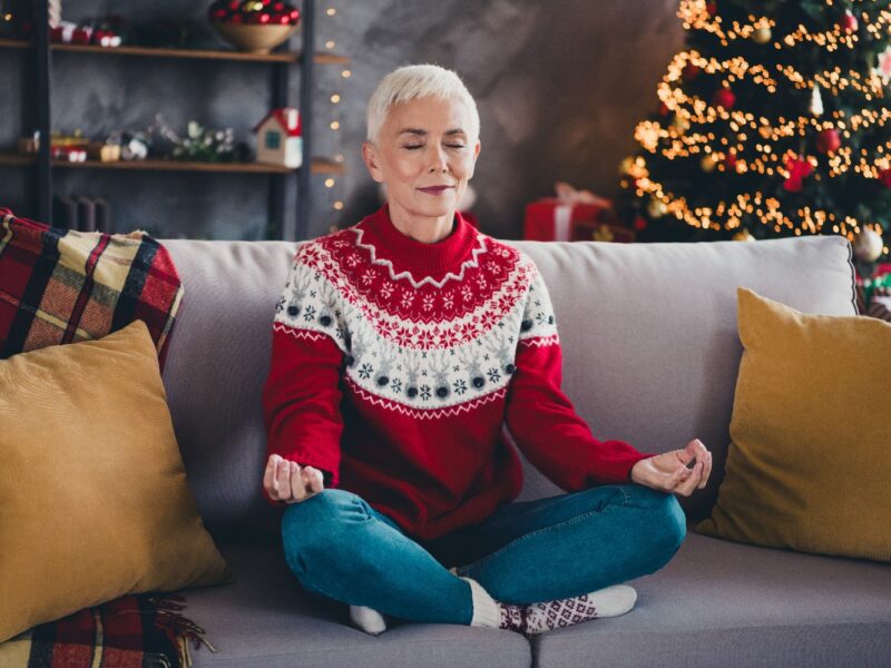 Living Mindfully During the Holidays: A Guide for Older Adults